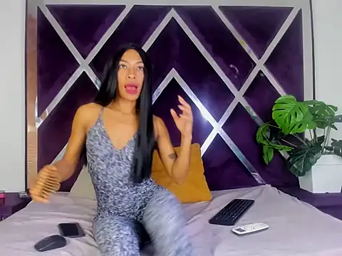 angelkyraasm online show from November 17, 12:55 pm