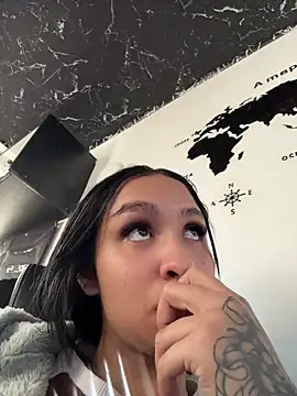 Isabella-Teen online show from April 21, 2:56 pm