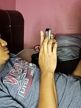 Snapshot of Zarul98 chatting on September 25, 1:20 am Zarul98 online show from September 25, 1:20 am