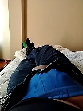 Benitocamelas93 online show from April 22, 2:18 pm