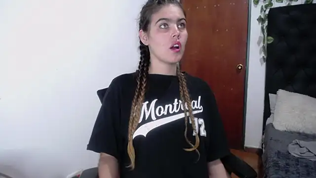 isabel 09 online show from November 1, 3:08 am