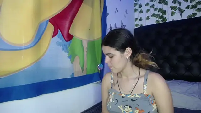 isabel 09 online show from March 13, 7:09 pm