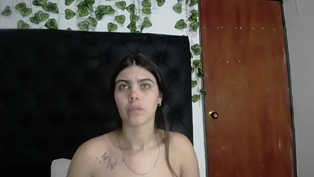 isabel 09 online show from April 16, 9:39 pm