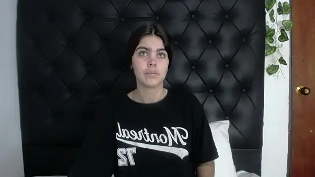 isabel 09 online show from April 21, 1:28 pm