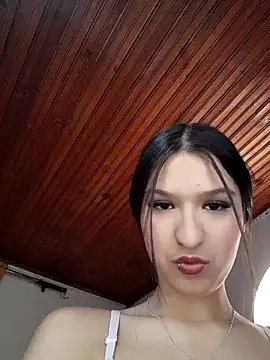 AggathaSanders  online show from September 18, 1:35 pm