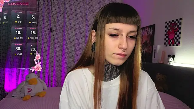 LilithPoison online show from October 25, 6:02 pm