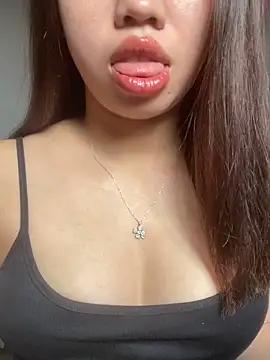 Rose-babyx online show from April 24, 2:03 am