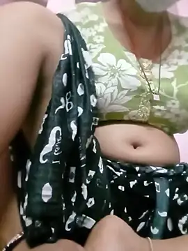 Snapshot of Hot_sundri83838 chatting on June 5, 4:35 pm Hot sundri83838 online show from June 5, 4:35 pm