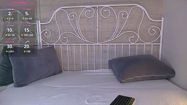 HeejinWang online show from December 21, 8:27 pm