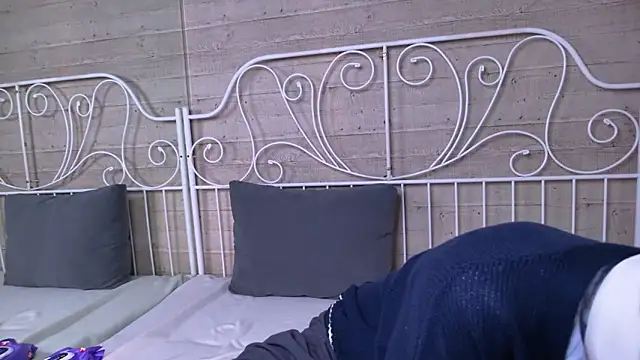 HeejinWang online show from April 5, 3:20 pm