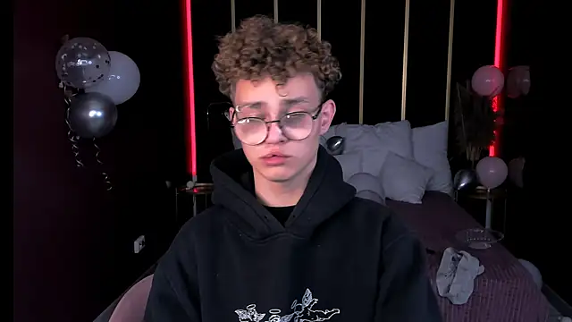 NathanCurl online show from October 21, 7:36 pm