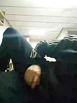 Alecumload online show from September 23, 3:42 am