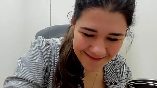 Joannia online show from March 7, 9:17 am