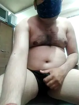 Snapshot of Love40777 chatting on September 30, 9:42 pm Love40777 online show from September 30, 9:42 pm