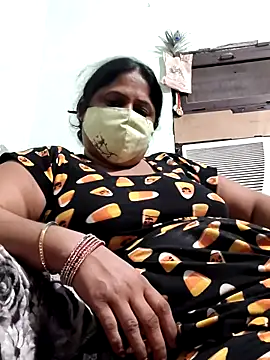 Mmm143 online show from November 4, 6:07 pm