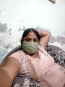 Mmm143 online show from March 31, 3:56 pm