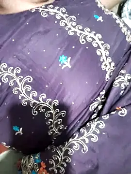 Mmm143 online show from April 16, 8:31 pm