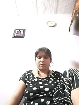 aliya-jaan71 online show from May 1, 9:03 am