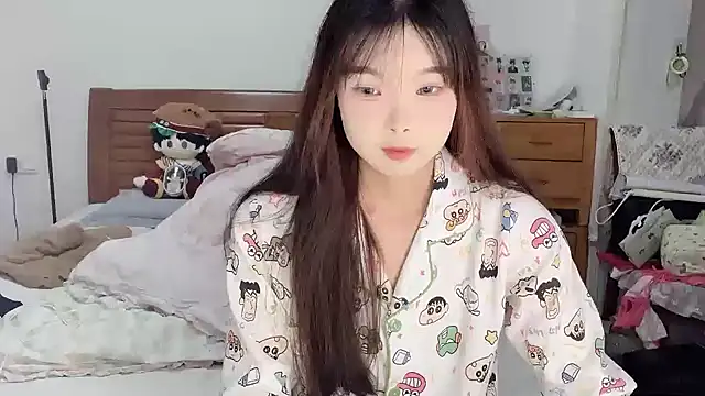 Snapshot of Akong11 chatting on October 2, 6:26 pm Akong11 online show from October 2, 6:26 pm