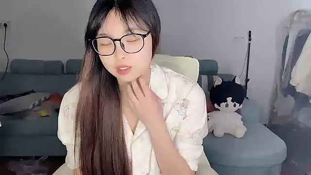 Akong11 online show from March 16, 5:13 am