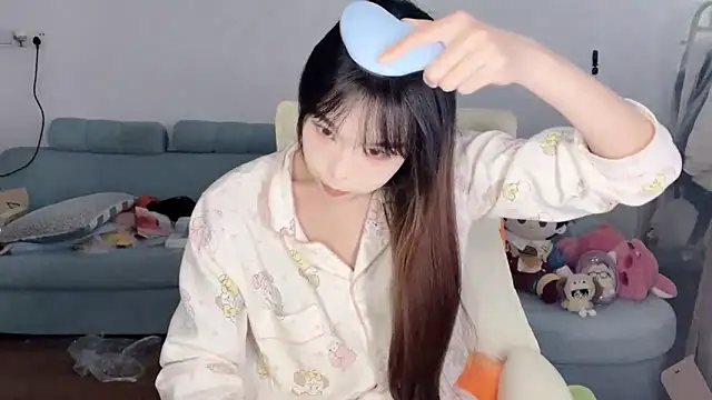 Akong11 online show from April 15, 5:03 am