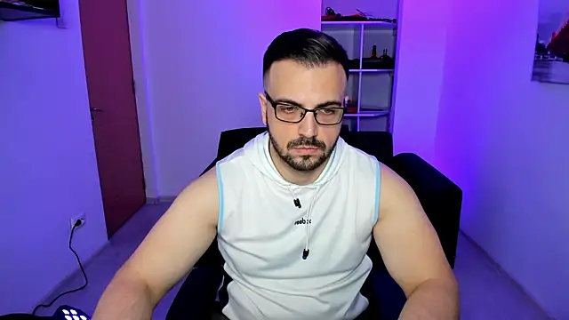 Jace Thorne online show from November 18, 6:51 am