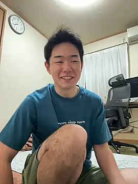 Snapshot of KAMESAN08 chatting on June 2, 1:13 pm KAMESAN08 online show from June 2, 1:13 pm