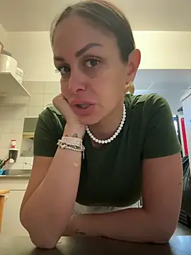 ainaht online show from April 20, 7:55 am