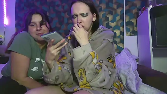 Snapshot of MaitresseMermaid chatting on November 11, 8:31 pm MaitresseMermaid online show from November 11, 8:31 pm