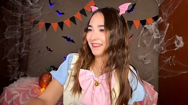 Snapshot of BahaiHeaven chatting on October 31, 11:22 am BahaiHeaven online show from October 31, 11:22 am