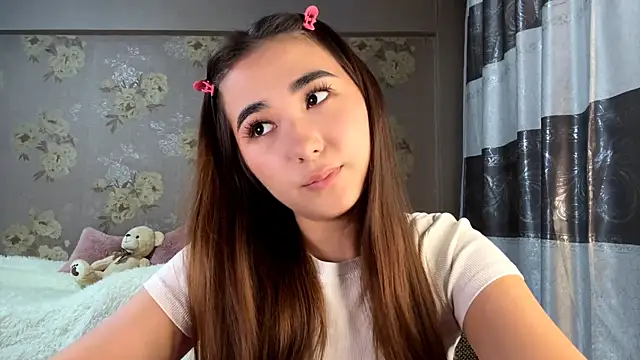 Snapshot of BahaiHeaven chatting on November 5, 11:10 am BahaiHeaven online show from November 5, 11:10 am