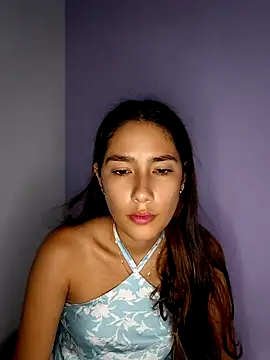 Amber Miiller2 online show from May 28, 9:23 pm
