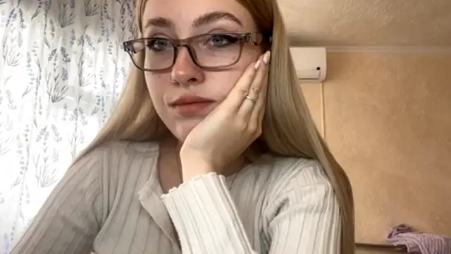 Snapshot of LanaNoir chatting on September 17, 8:38 am LanaNoir online show from September 17, 8:38 am