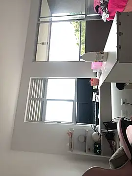 Snapshot of Susy_spark chatting on October 13, 7:03 pm Susy spark online show from October 13, 7:03 pm