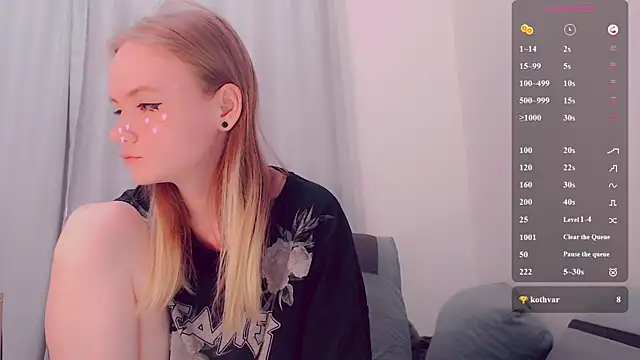 Snapshot of AliceNya_cute chatting on May 22, 5:25 am AliceNya cute online show from May 22, 5:25 am