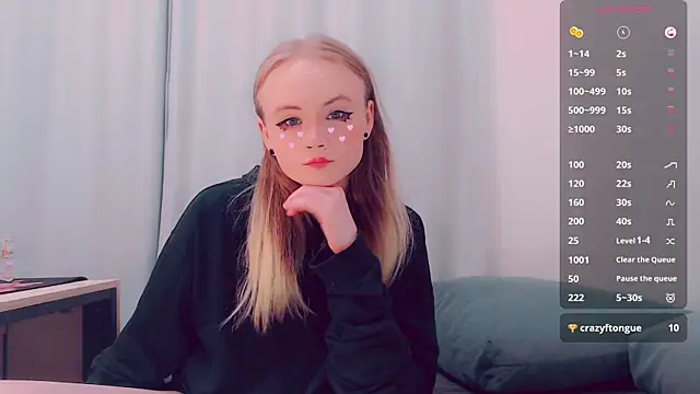 Snapshot of AliceNya_cute chatting on June 23, 3:04 am AliceNya cute online show from June 23, 3:04 am