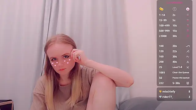 Snapshot of AliceNya_cute chatting on July 7, 6:47 am AliceNya cute online show from July 7, 6:47 am