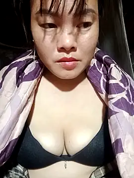 emilyzz online show from November 3, 2:13 am