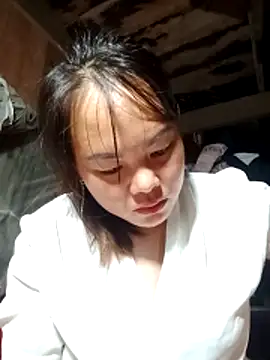 emilyzz online show from April 15, 3:24 am