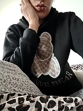 garofina online show from September 27, 7:57 am