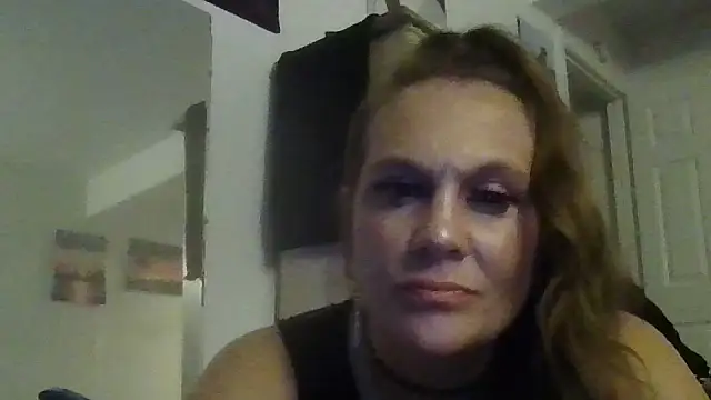 Snapshot of Ariasweetaspie chatting on October 28, 8:00 pm Ariasweetaspie online show from October 28, 8:00 pm