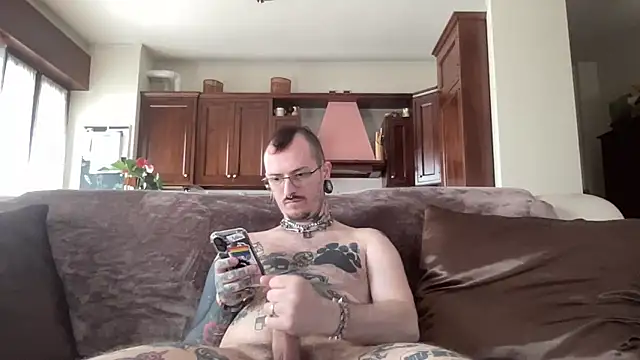 Chaserlovebear online show from April 15, 12:56 pm