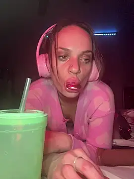 Texxaspearl online show from January 13, 9:25 am