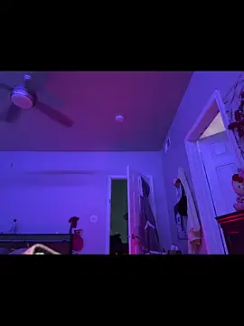 Texxaspearl online show from March 5, 9:00 pm