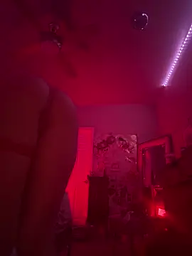 Texxaspearl online show from April 3, 9:07 am