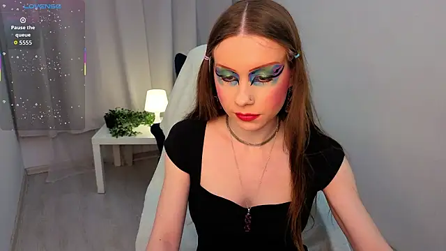 KarenSmitht online show from February 1, 2:04 pm