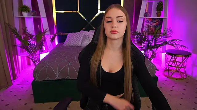 Snapshot of SweetAngellic chatting on September 25, 1:48 pm SweetAngellic online show from September 25, 1:48 pm