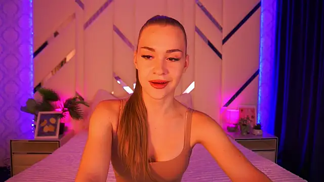 Snapshot of SweetAngellic chatting on September 27, 12:32 pm SweetAngellic online show from September 27, 12:32 pm