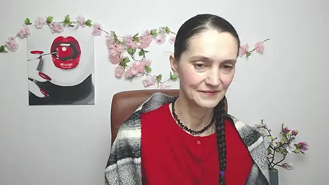 TayaFinch online show from November 24, 1:22 pm