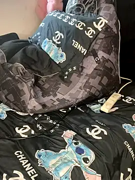 Snapshot of DIRTY_PAISLEY_X chatting on September 30, 9:14 am DIRTY PAISLEY X online show from September 30, 9:14 am